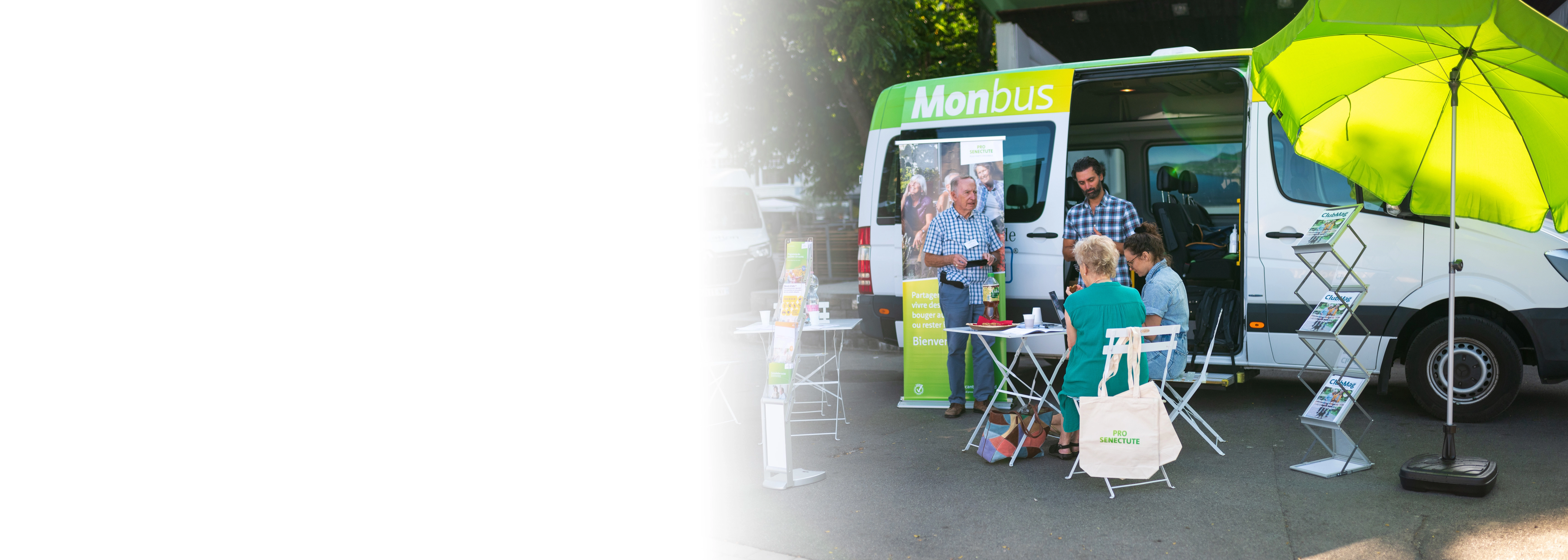 Couvertures des 4 programmes d'activités de Pro Senectute Vaud